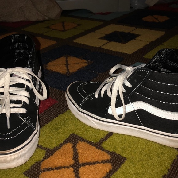 Black high top vans - Picture 3 of 3